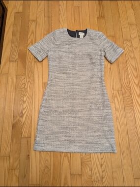 Club Monaco Gray Tweed Short Sleeve Sheath Dress